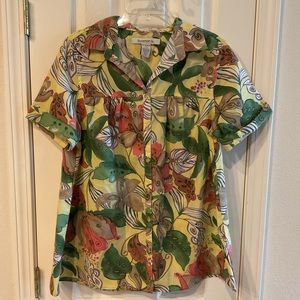 Beautiful blouse in spring/summer yellow pattern